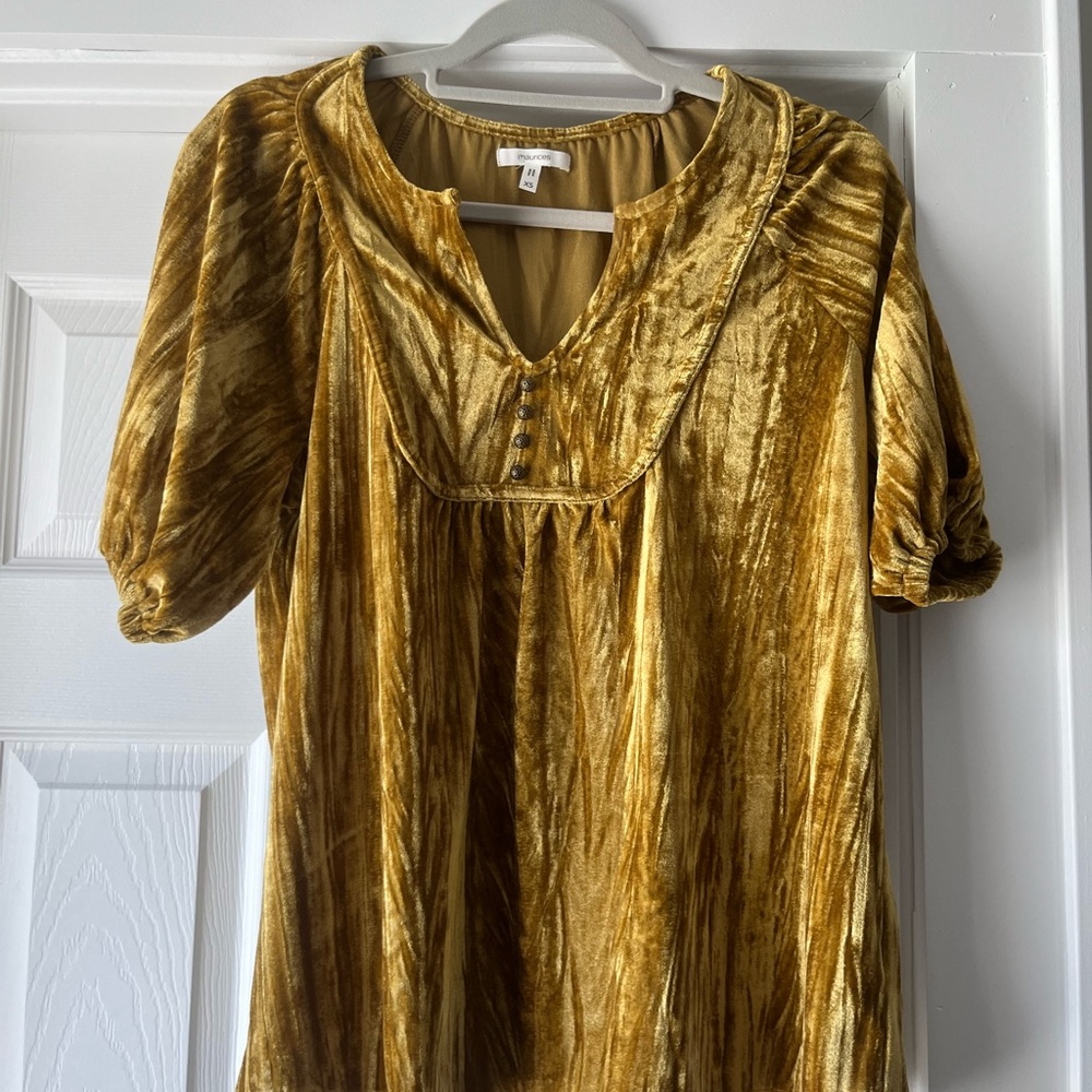 Velvet Gold Top